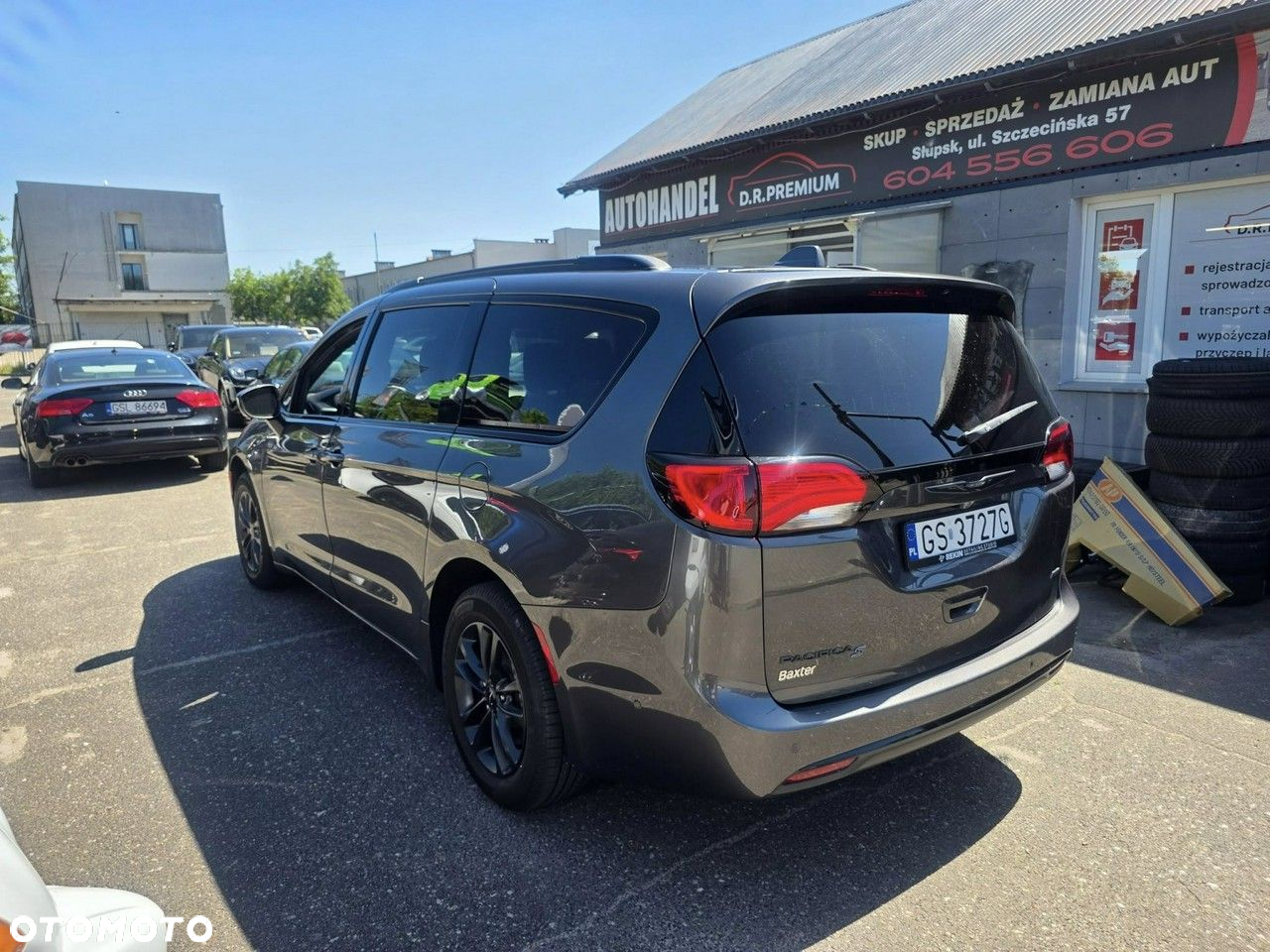 Chrysler Pacifica - 6