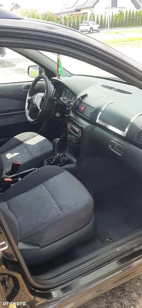 Skoda Octavia 1.9 TDI Tour - 6