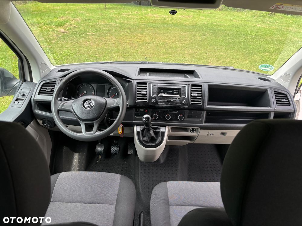 Volkswagen Transporter - 21