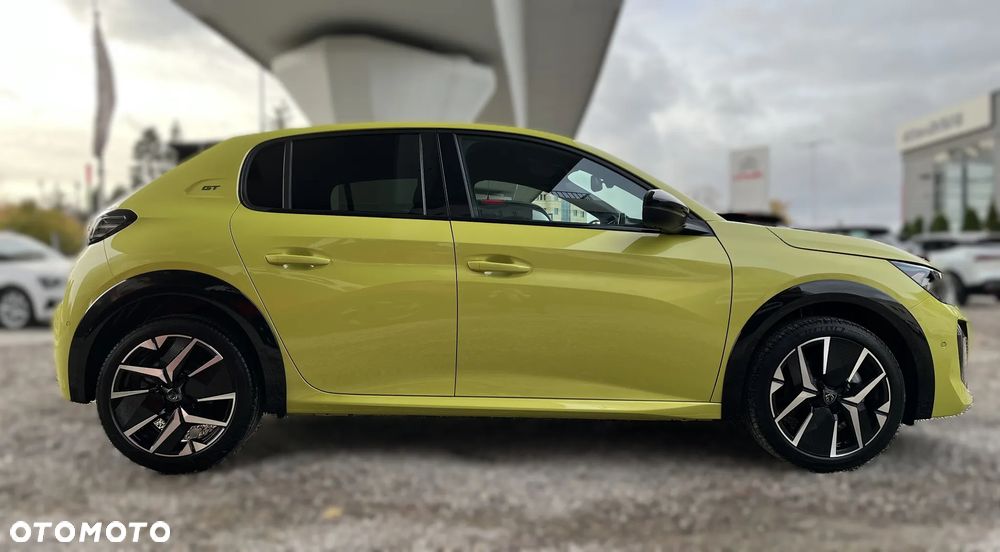 Peugeot 208 1.2 mHEV GT - 12