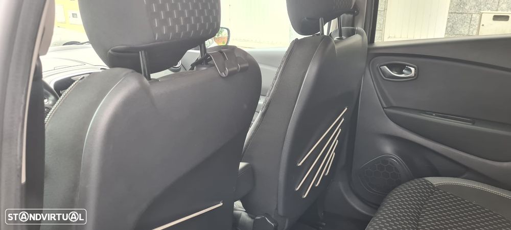 Renault Captur 0.9 TCE Exclusive - 23