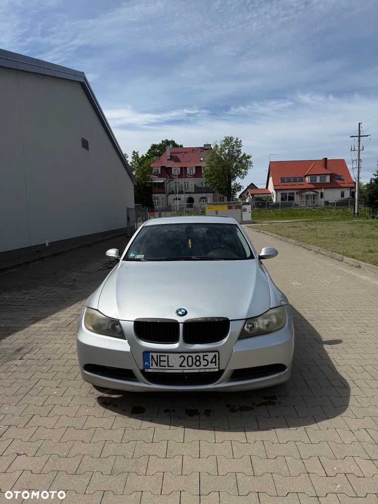 BMW Seria 3 318d - 1