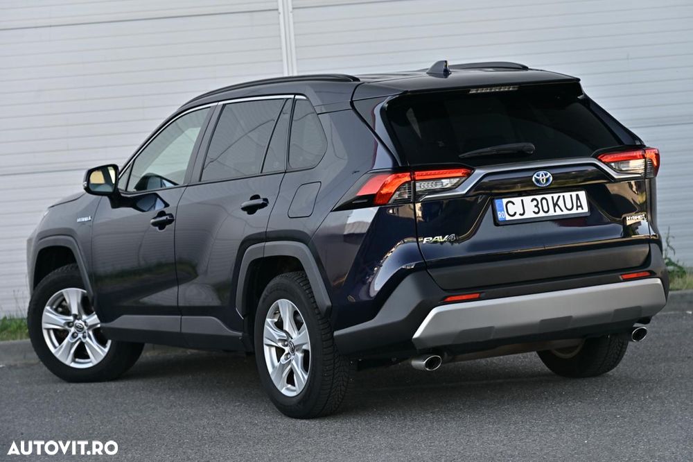 Toyota RAV4 - 5