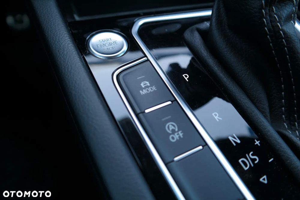 Volkswagen Arteon 2.0 TSI R-Line DSG - 39