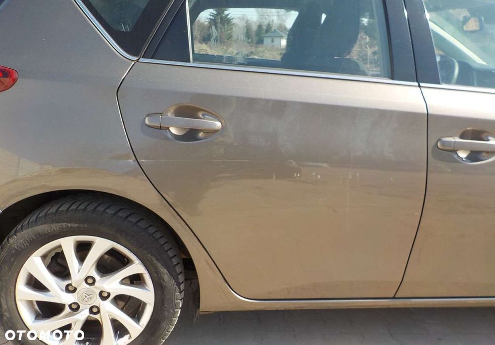 Toyota Auris - 14