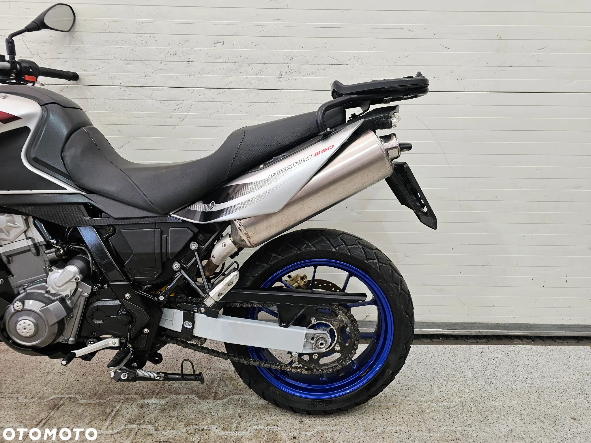 Aprilia Pegaso - 8