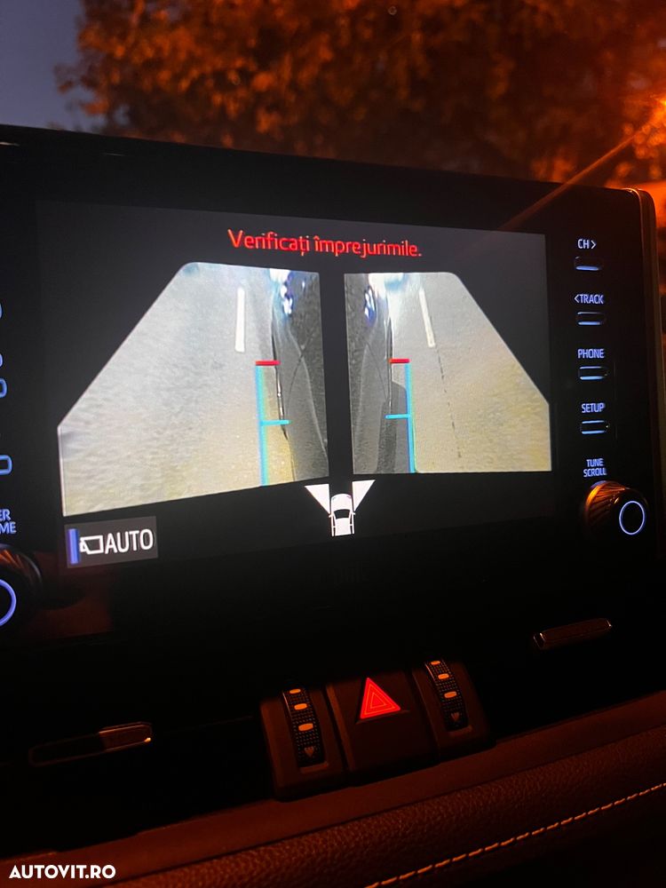 Toyota RAV4 2.5 Hybrid VVT-iE 4x4 Luxury - 36