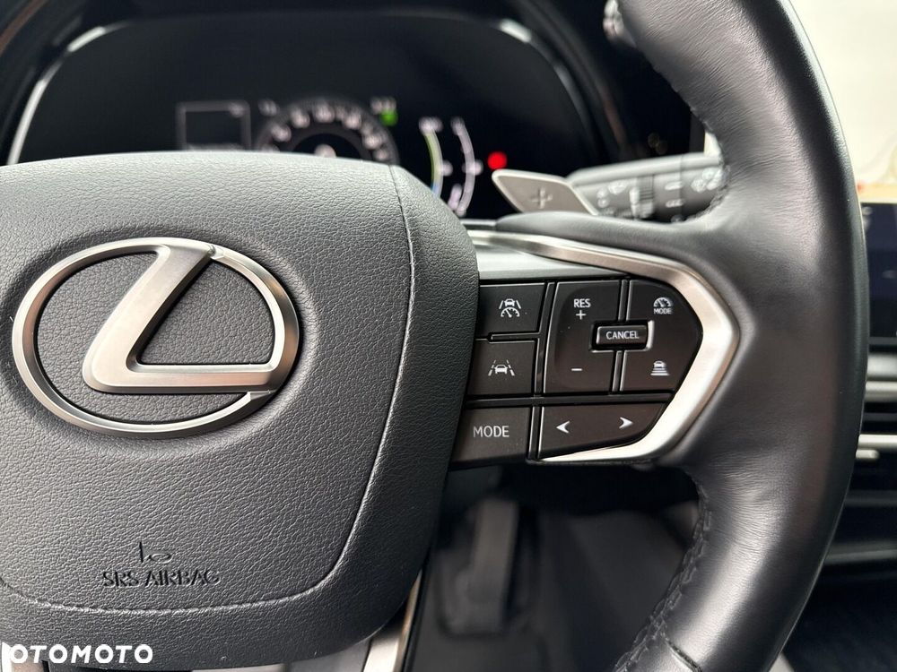 Lexus RX 450h+ Prestige - 16
