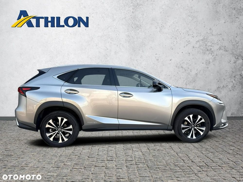 Lexus NX 300h F Impression AWD - 6