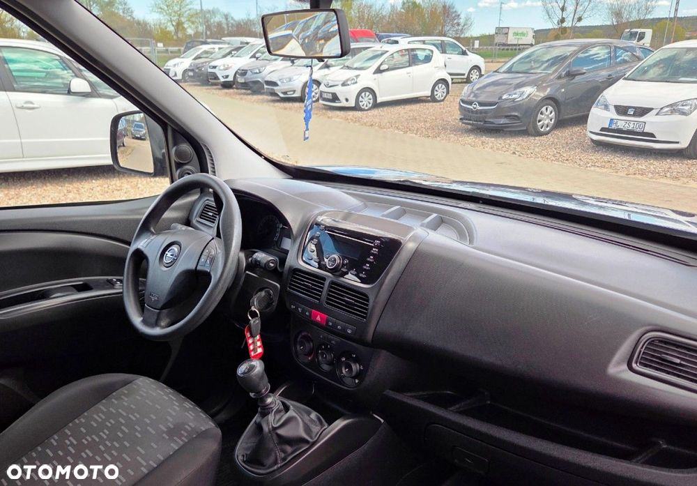 Opel Combo - 8