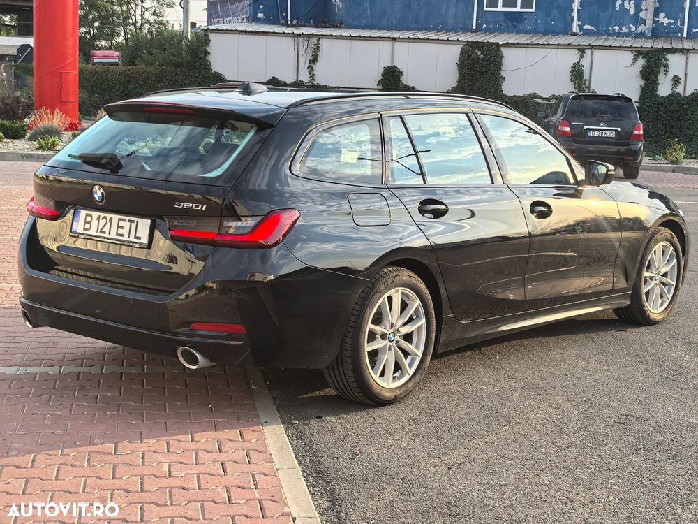 BMW Seria 3 320i AT - 4