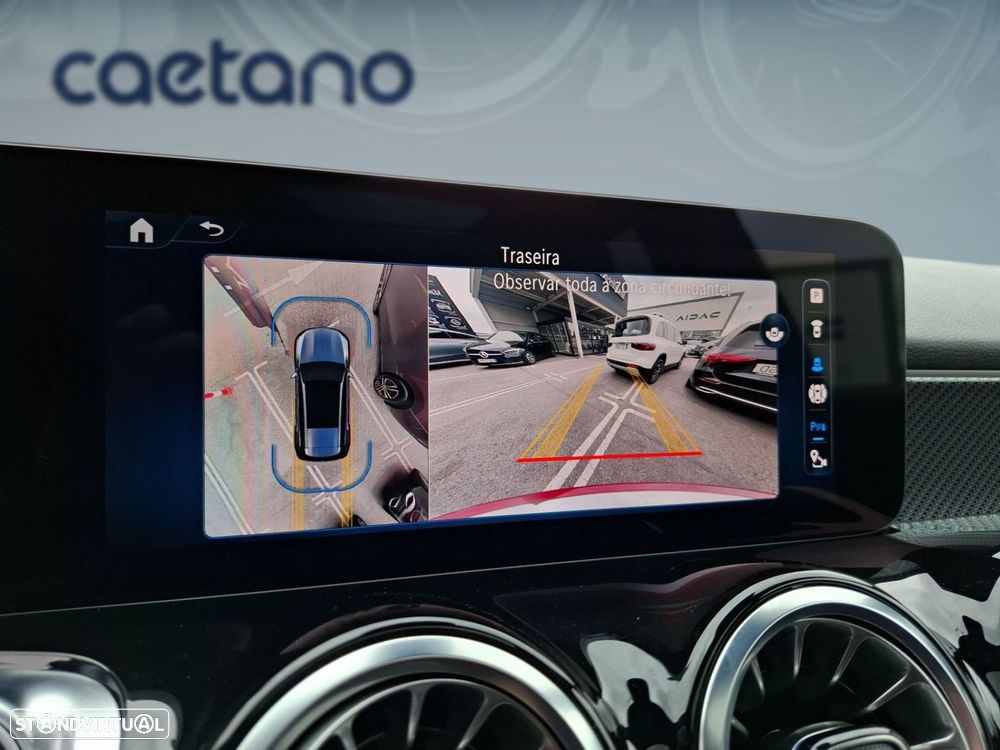 Mercedes-Benz GLB 200 AMG Line - 24