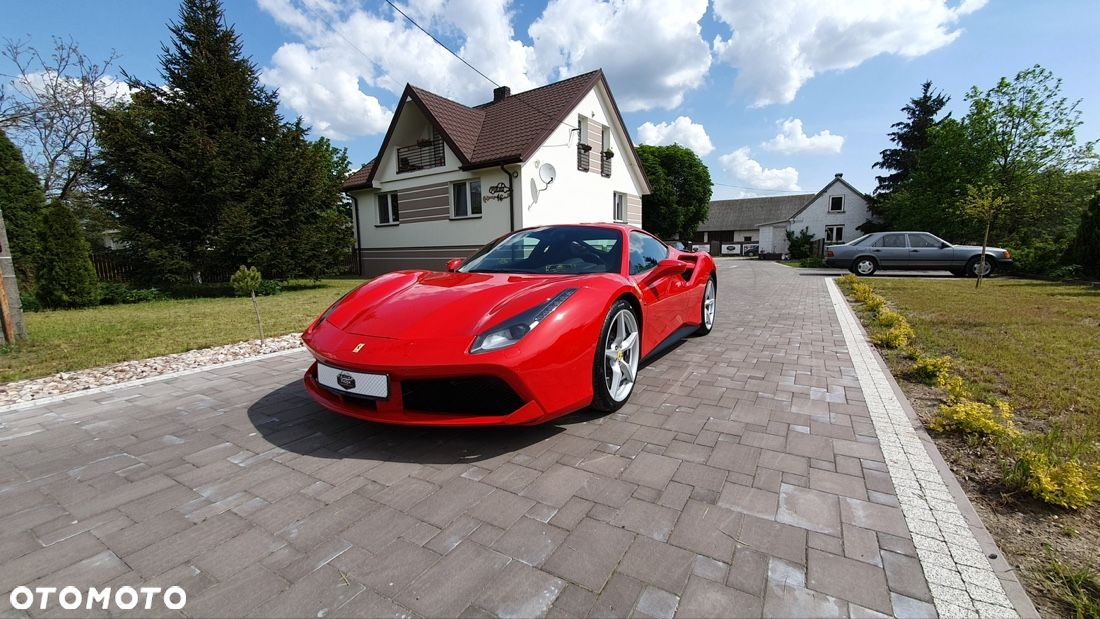 Ferrari 488 - 13