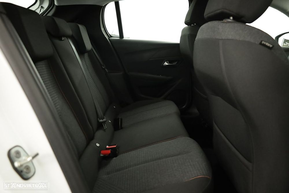Peugeot e-208 50 kWh Style - 23