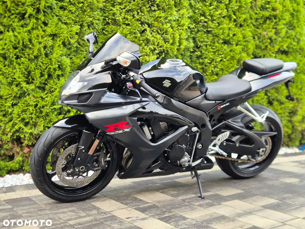 Suzuki GSX-R - 4