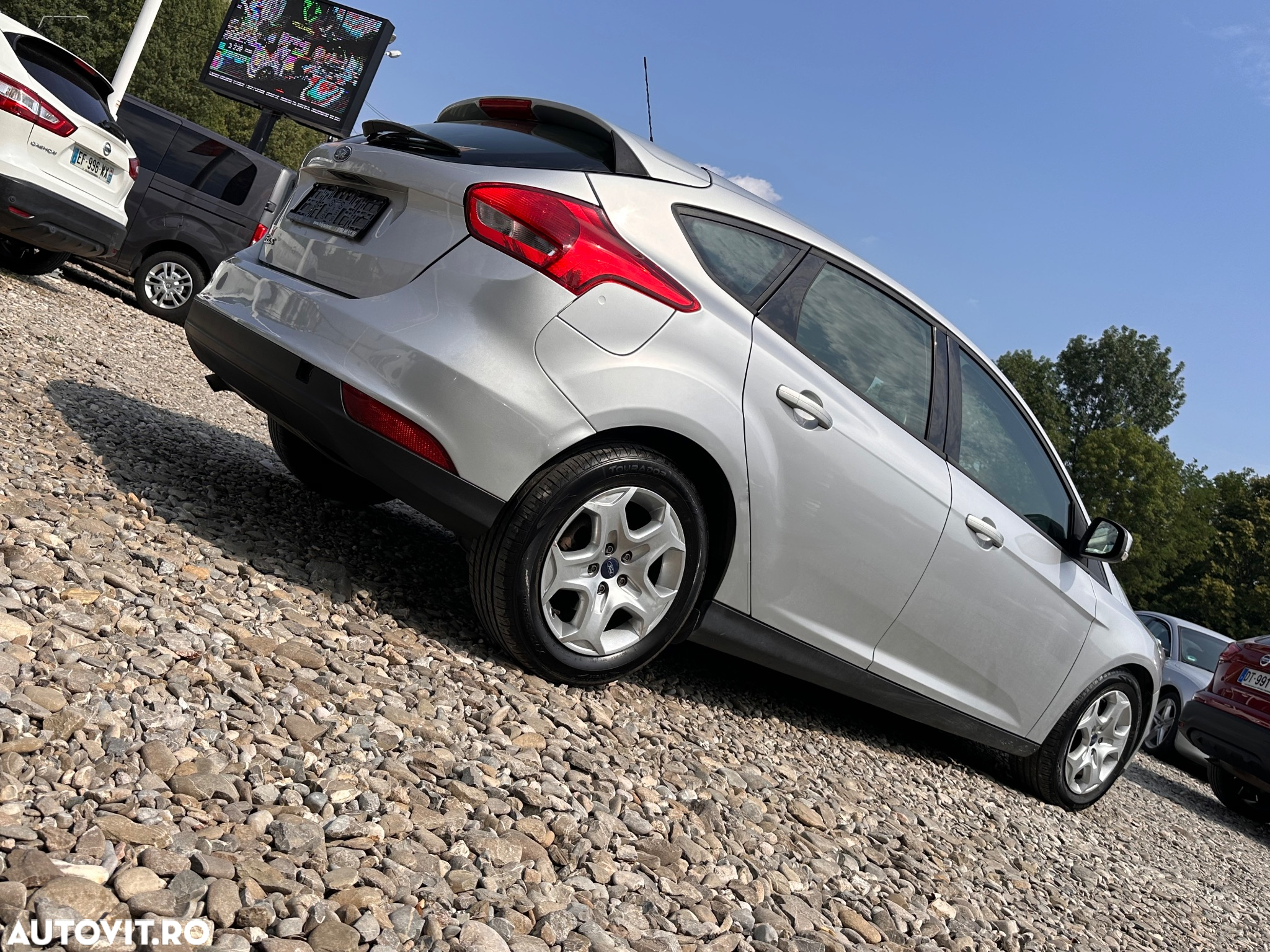 Ford Focus - 23