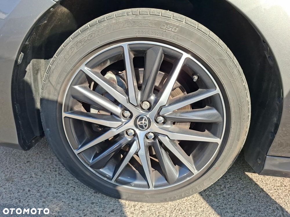 Toyota Camry 2.5 Hybrid Executive CVT - 23
