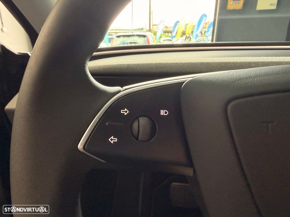 Tesla Model 3 Tração Traseira Standard - 20