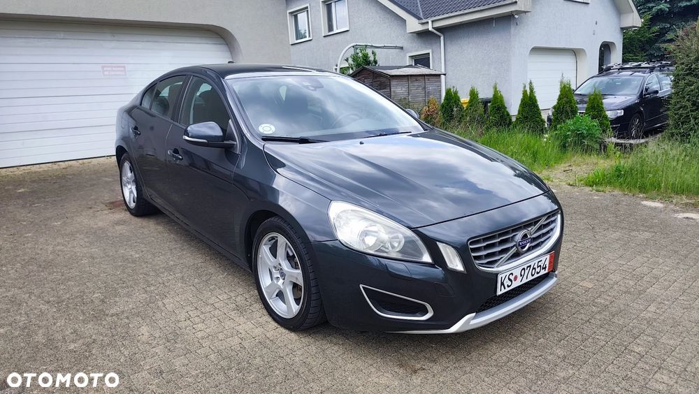 Volvo S60 D3 Geartronic Summum - 2