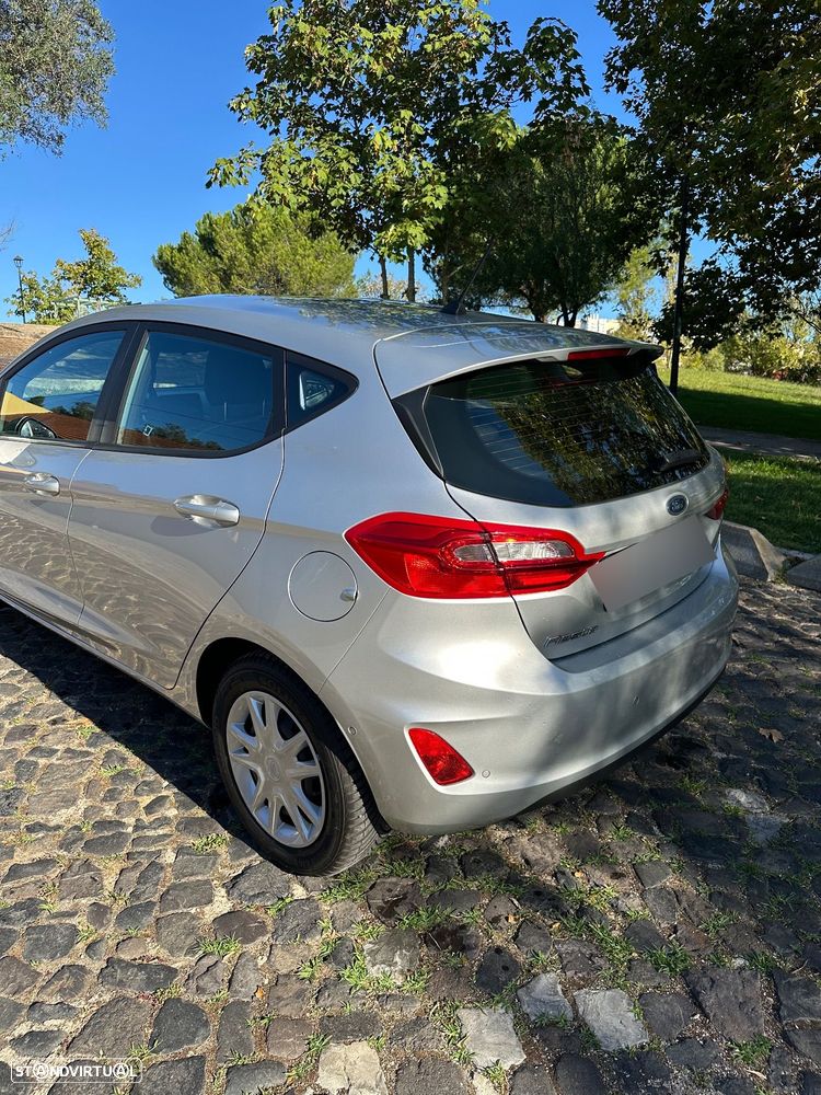 Ford Fiesta 1.0 EcoBoost S&S TITANIUM - 4