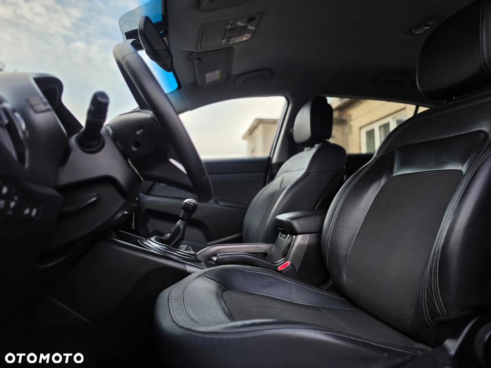 Kia Sportage - 15