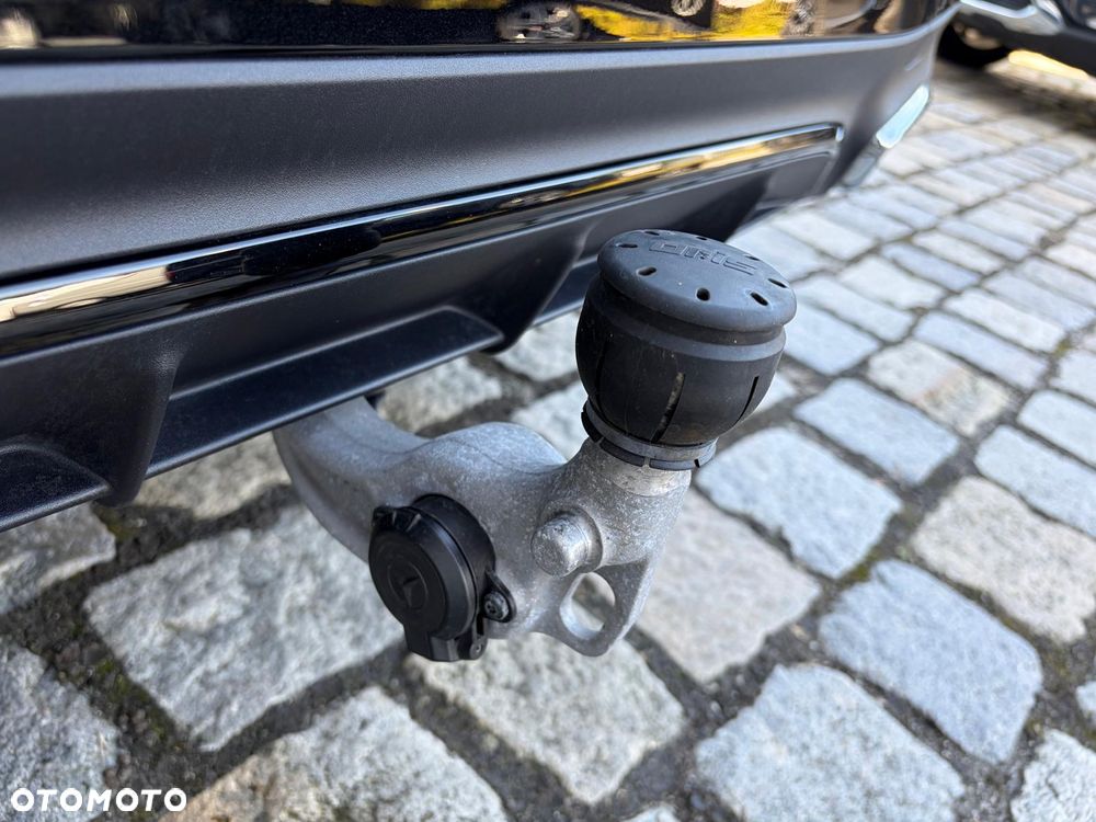 Mercedes-Benz Klasa E 300 de PHEV 4-Matic AMG 9G-Tronic - 38