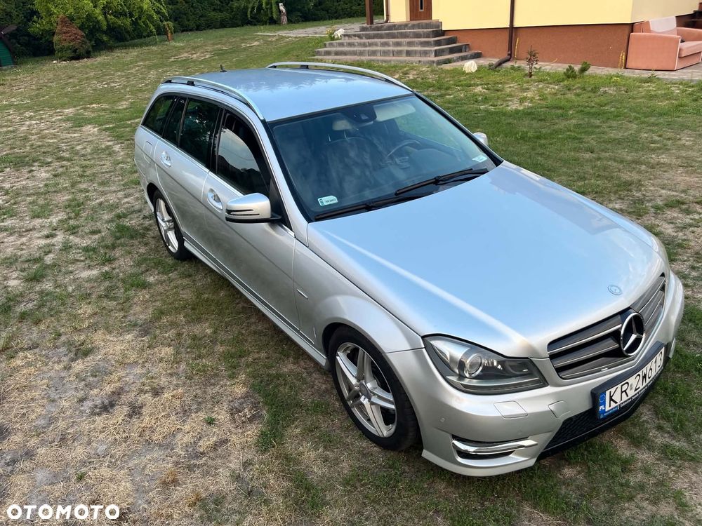 Mercedes-Benz Klasa C 300 CDI 4Matic 7G-TRONIC Avantgarde Edition - 2