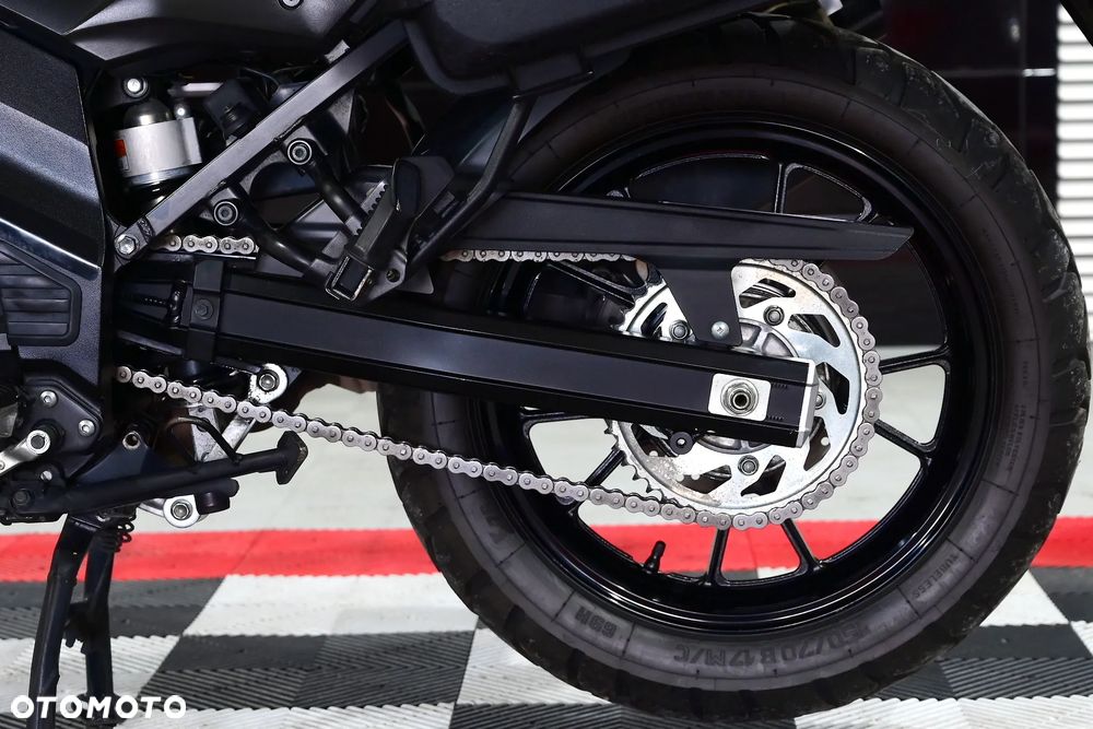 Suzuki V-STROM - 13