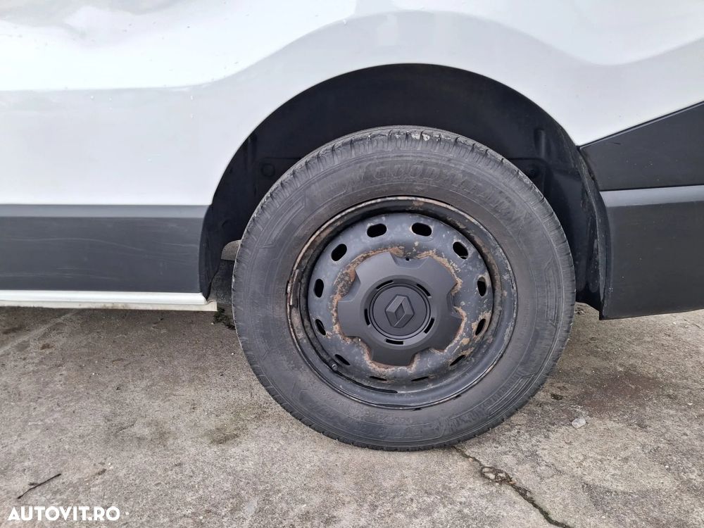 Renault TRAFIC - 4