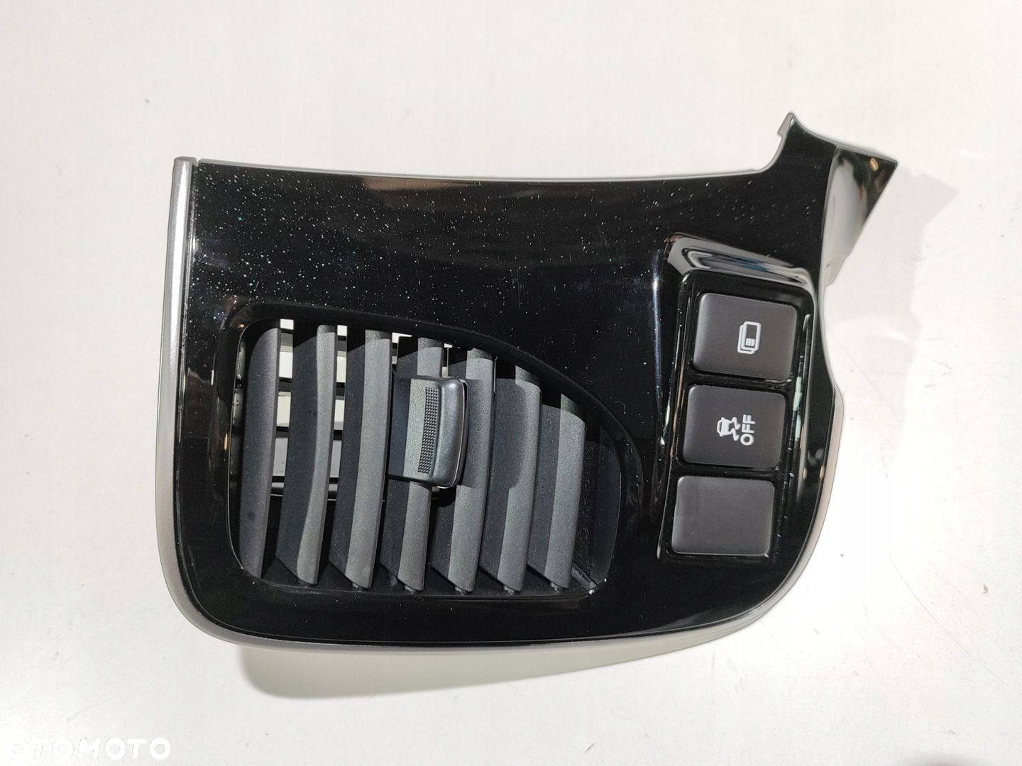 MITSUBISHI OUTLANDER III LIFT // PANEL ŚRODKOWY - 5