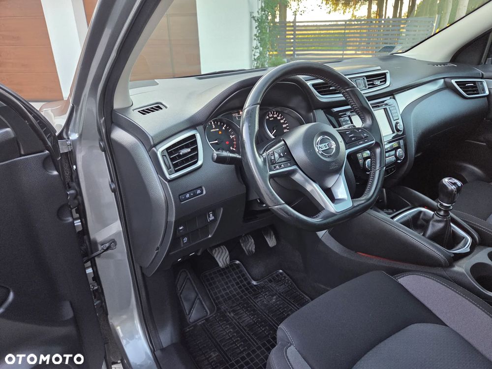 Nissan Qashqai 1.6 DCi 4x4 Tekna - 32