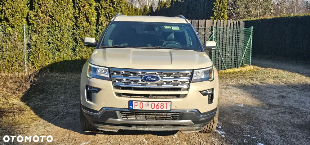 Ford Explorer - 4