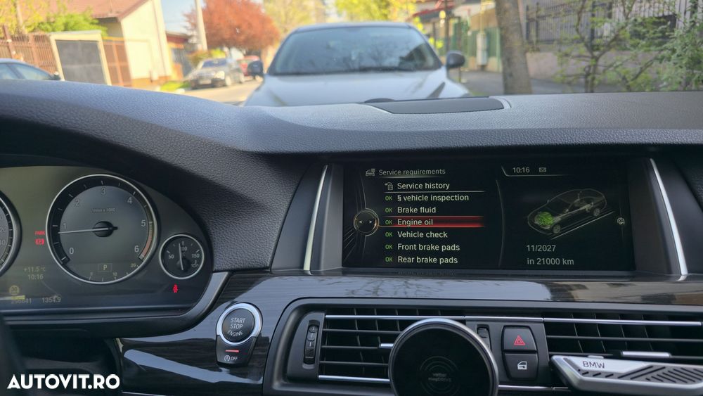 BMW Seria 5 525d xDrive - 7