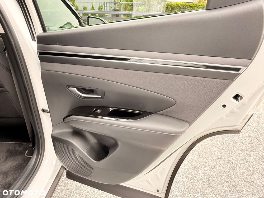 Hyundai Tucson 1.6 T-GDi 48V-Hybrid 2WD DCT Edition 30+ - 27