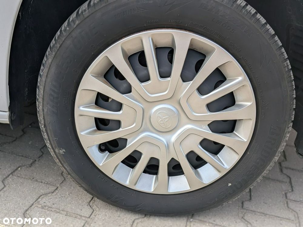 Toyota Proace City - 10