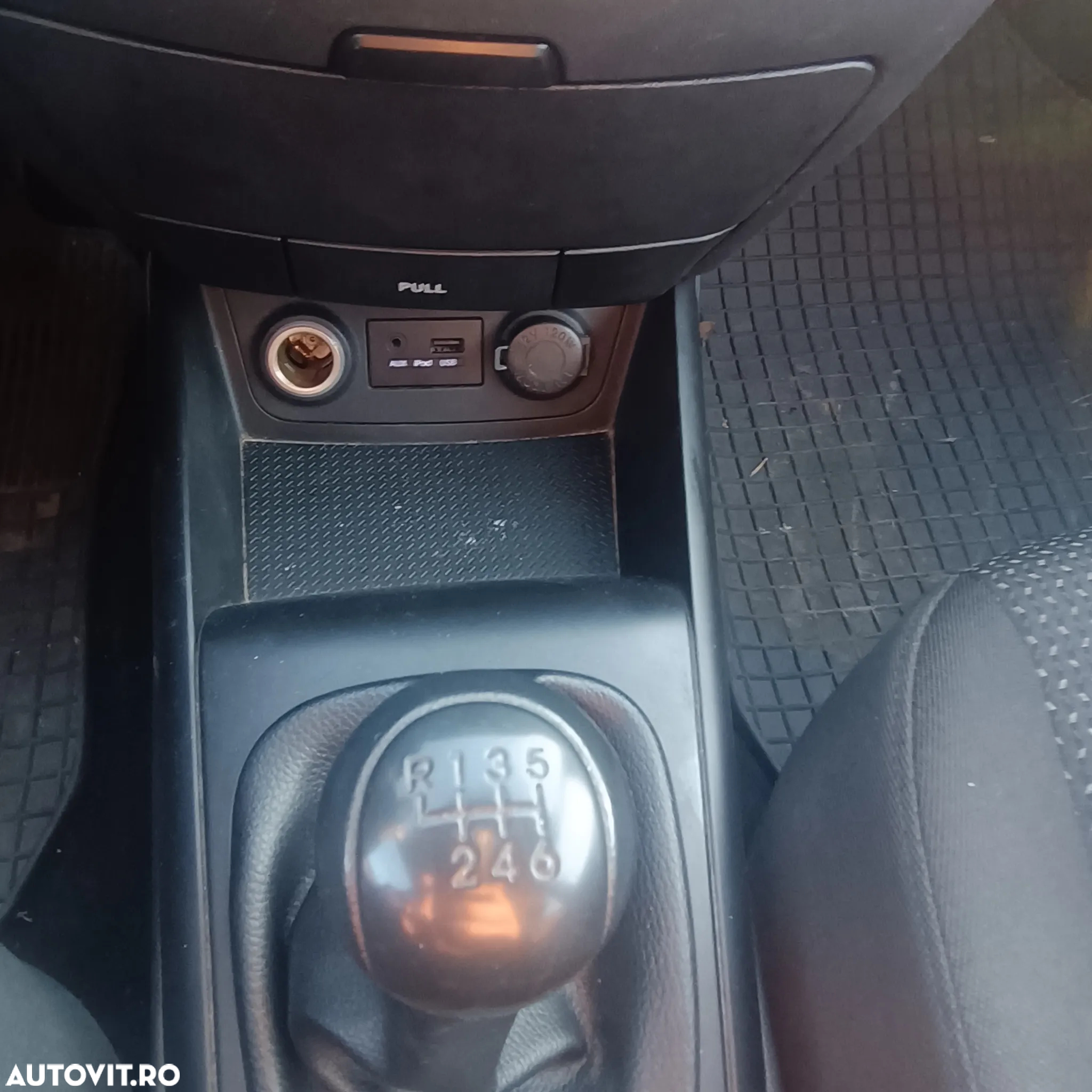 Hyundai i30 1.6 CRDi GLS COMFORT - 10