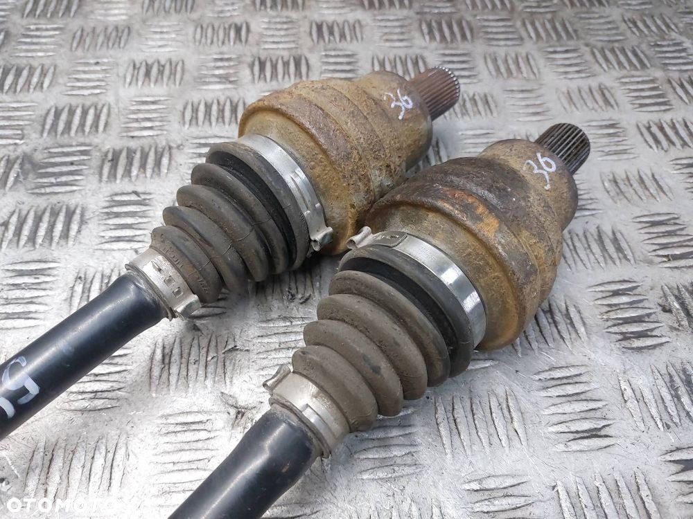 PÓŁOŚ LEWY TYŁ + PRAWY TYŁ VOLVO XC90 I 2.4 D5 30735565 - 4