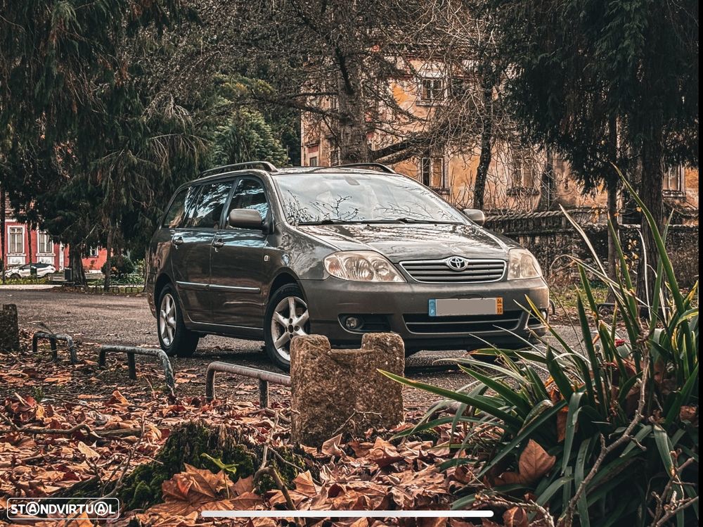 Toyota Corolla SW 1.4 D-4D Sol - 1