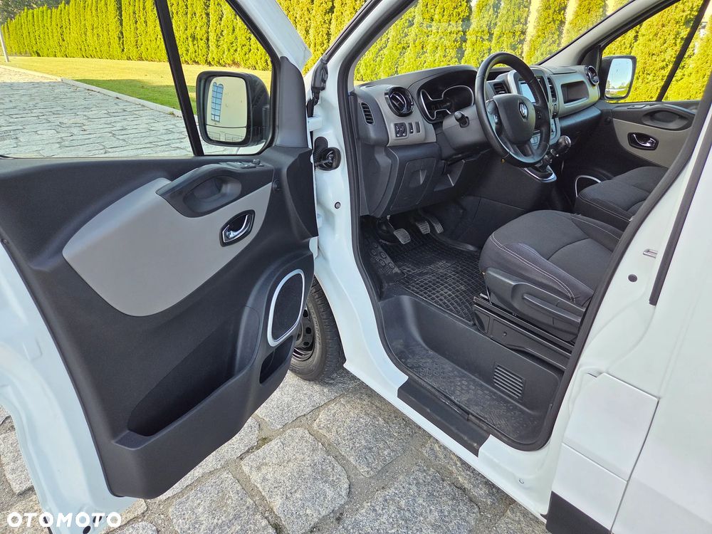 Renault Trafic Furgon - 12