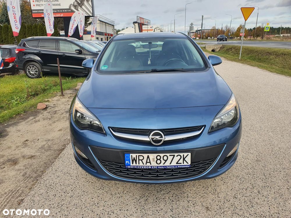 Opel Astra IV 1.4 T Cosmo - 2