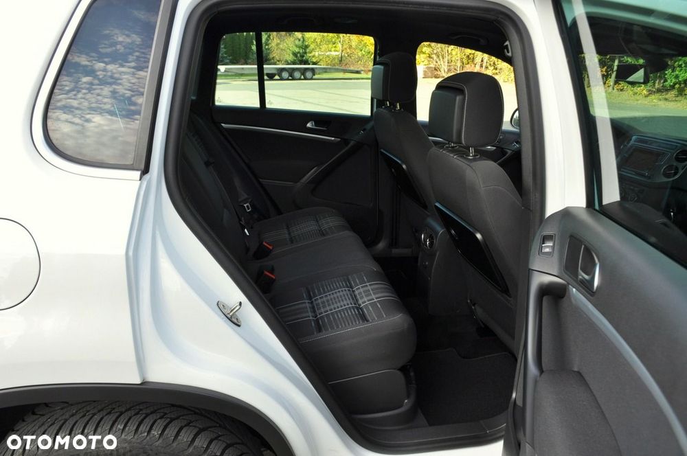 Volkswagen Tiguan - 21
