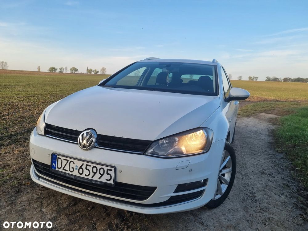 Volkswagen Golf Variant 2.0 TDI BlueMotion Technology Lounge - 6