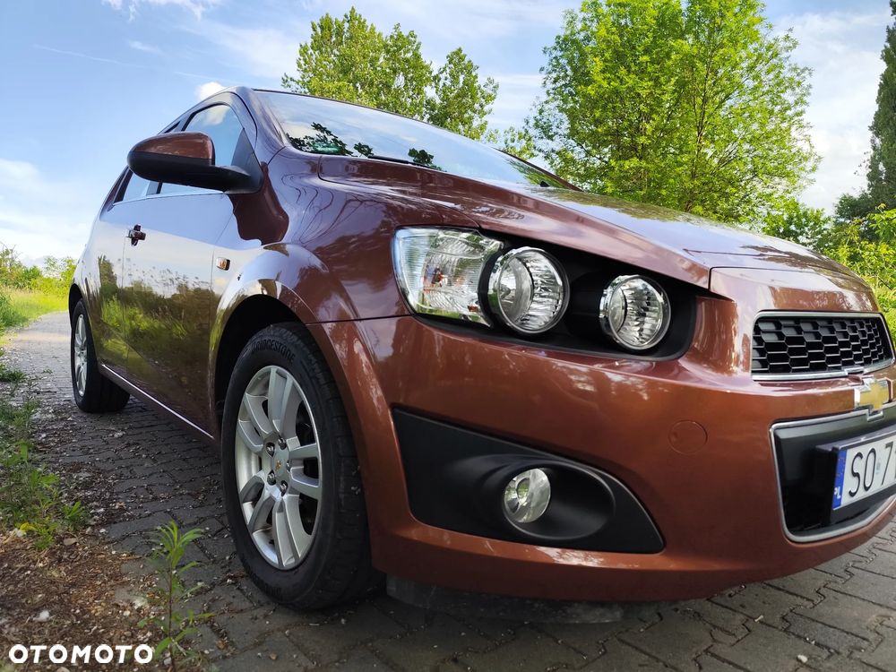 Chevrolet Aveo 1.6 LTZ - 16
