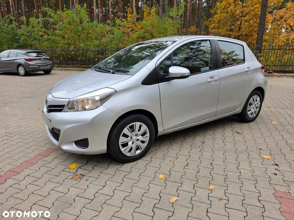 Toyota Yaris - 4