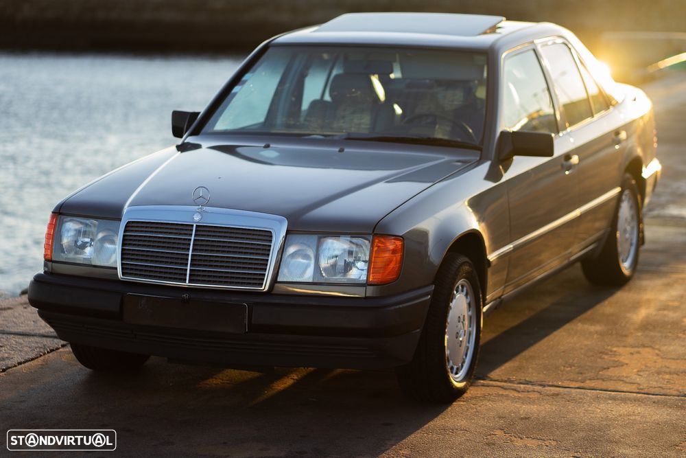 Mercedes-Benz W124 (1984-1997) 300 D Turbo - 29