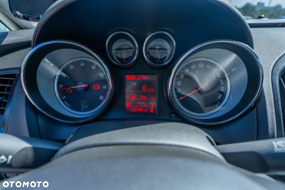 Opel Astra - 14