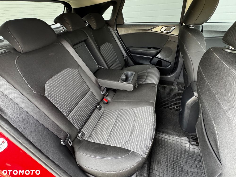 Kia Ceed 1.5 T-GDI Business Line DCT - 15