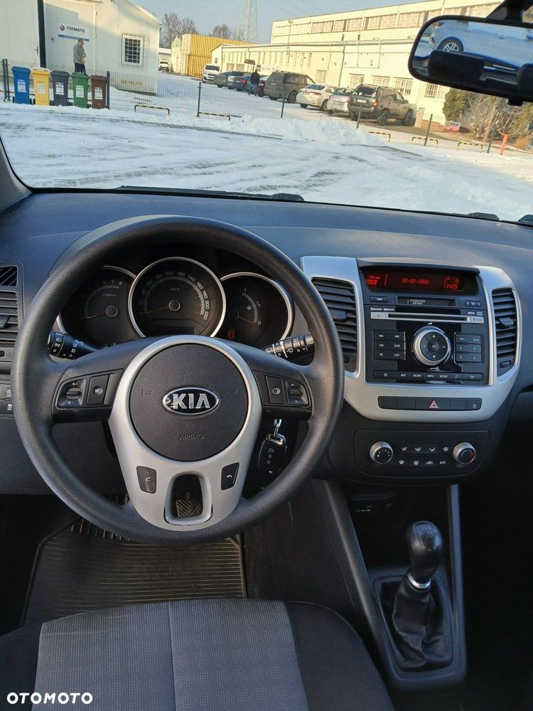 Kia Venga 1.6 M - 14