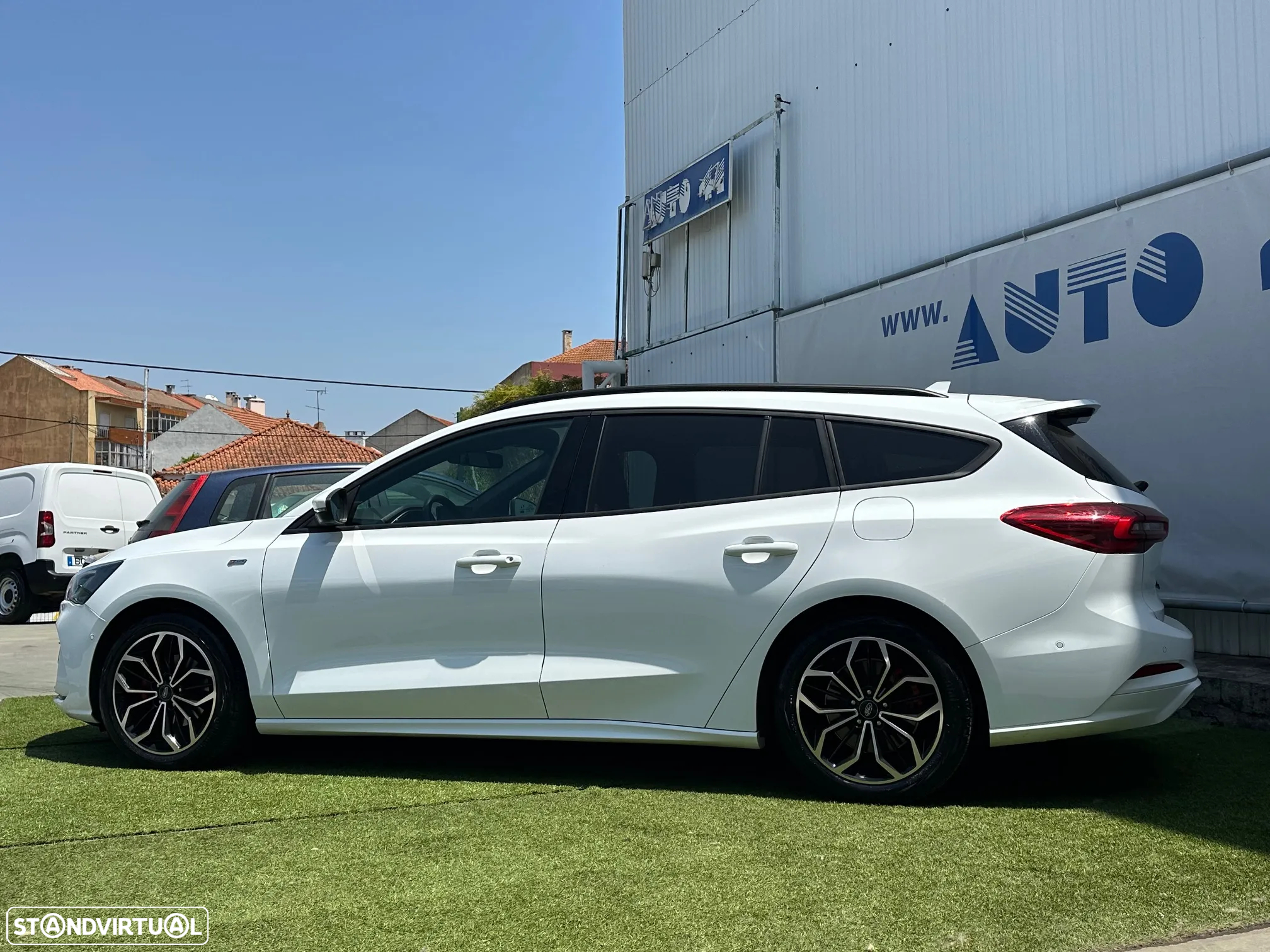 Ford Focus SW 1.0 EcoBoost MHEV ST-Line X - 5