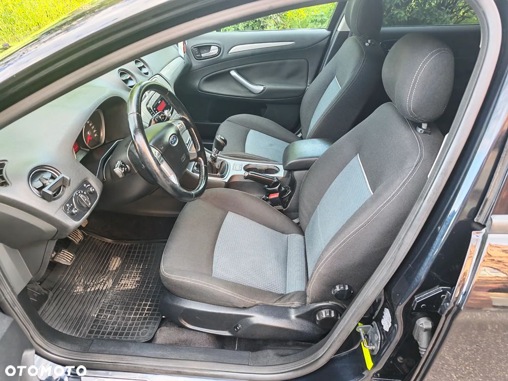 Ford Mondeo 2.0 TDCi Gold X - 22